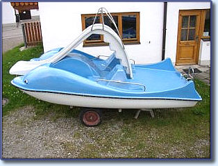 Tretboot Delphin mit vier Sitzen